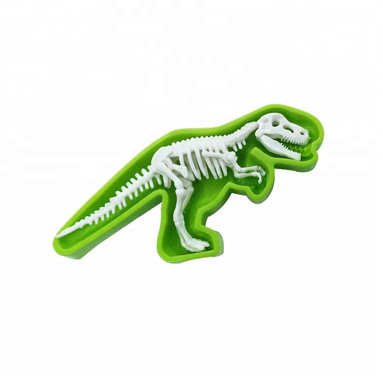 China Supplier Plastic Dinosaur Skeleton And Sword Toy