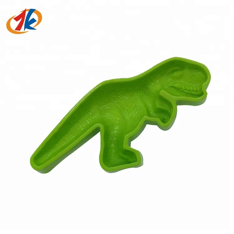 China Supplier Plastic Dinosaur Skeleton And Sword Toy